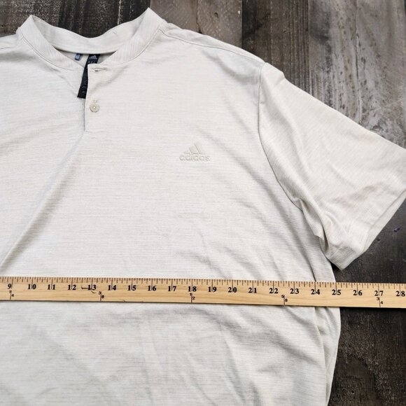 Mens Adidas size 2XL Beige Houndstooth Collarless Golf Polo Shirt - Picture 6 of 9